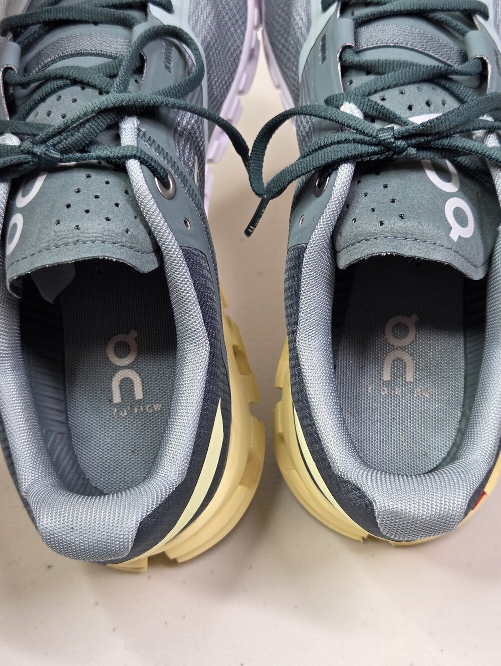 On Running Cloud Cloudflow Size 7.5 Sea/Limelight Helion Women's Shoes Sneakers - Picture 11 of 13
